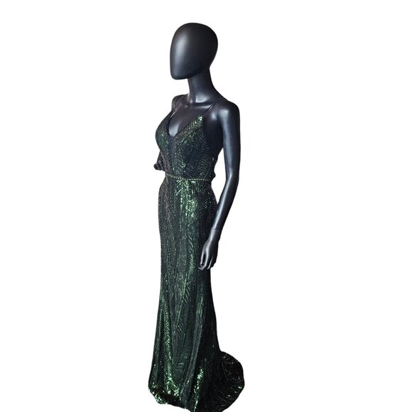 Art Deco Green Sequin Party/Prom Formal Gown - Faviana - Picture 4 of 13